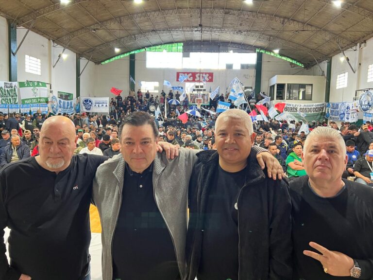 Ningún estibador está solo: estamos juntos y organizados